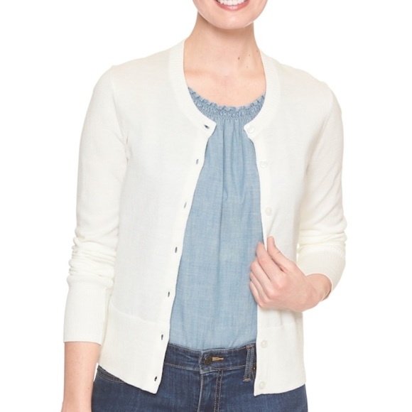 GAP Sweaters - Brand New GAP Cardigan